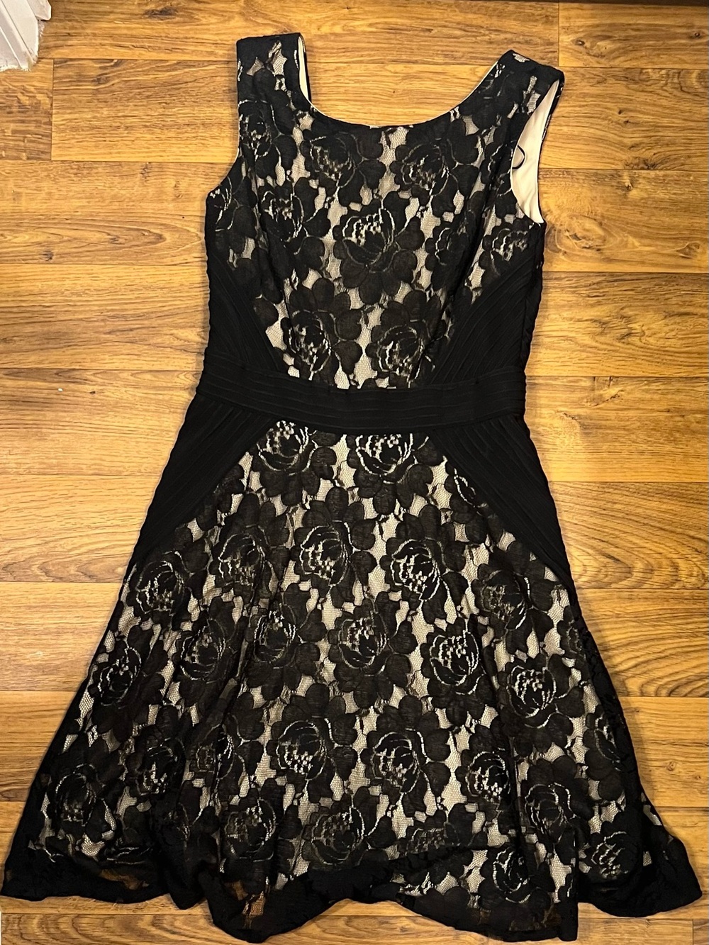 Danny & Nicole Black Lace Midi Dress with Nude Lining NWT Size 8